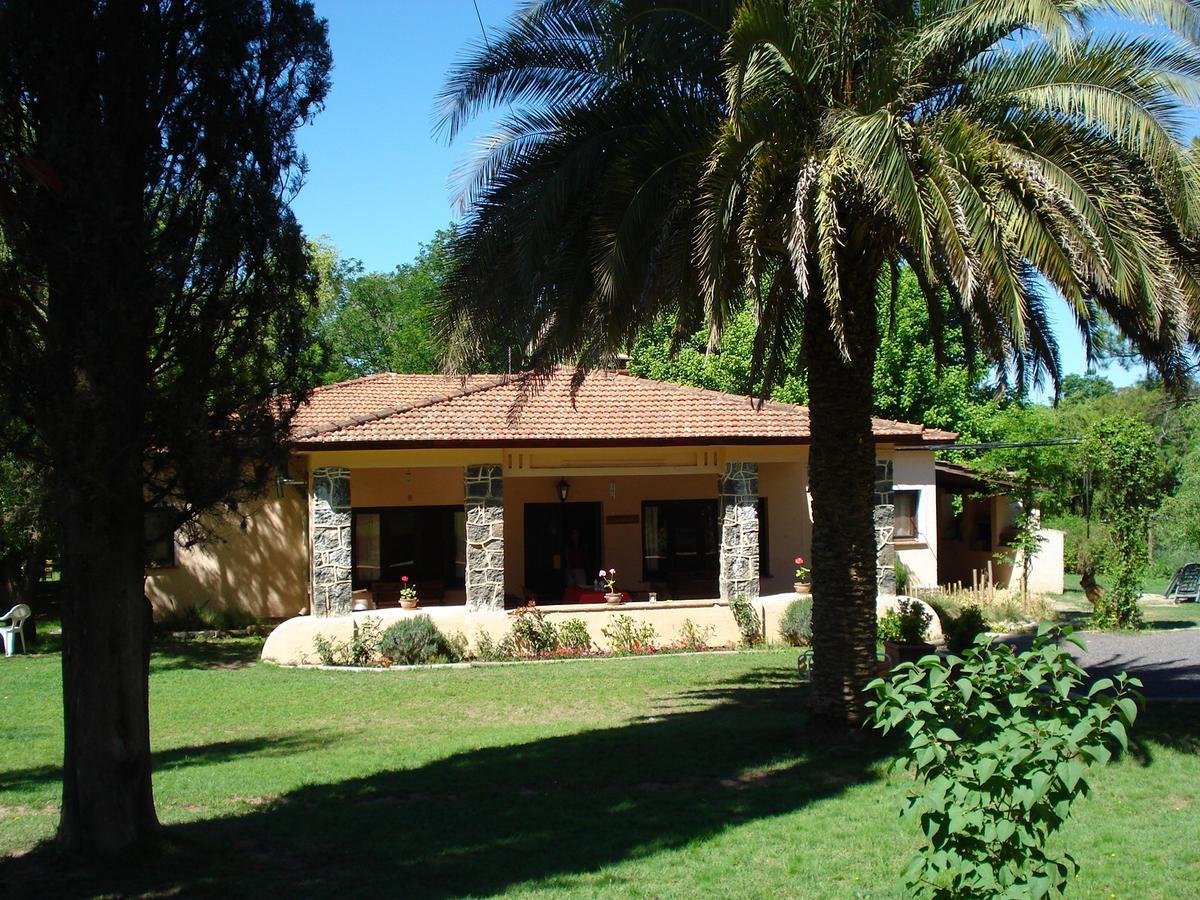 Las Acacias - Posada De Campo Вилья-Хенераль-Бельграно Экстерьер фото